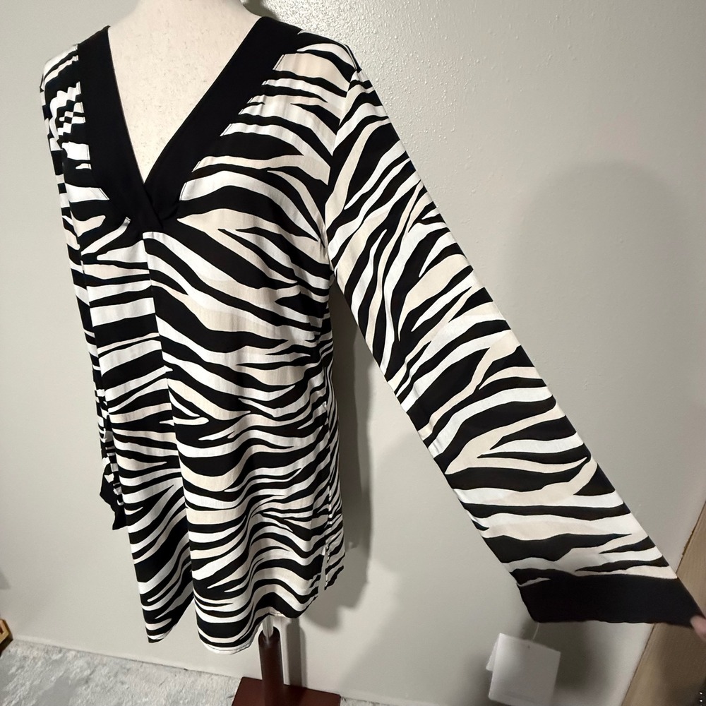 La Blanca Zebra Print V-Neck Swim Cover-Up Tunic Dress Beach Vacation Medium NWT - Picture 3 of 8